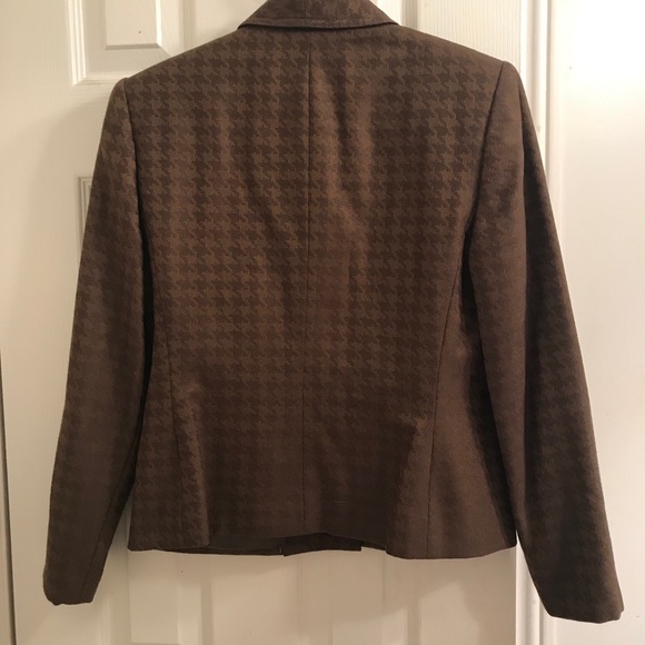 Albert Nipon skirt suit set - Picture 2 of 6